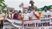 कृषि कानूनों के खिलाफ राहुल की अगुवाई में कांग्रेस का प्रदर्शन