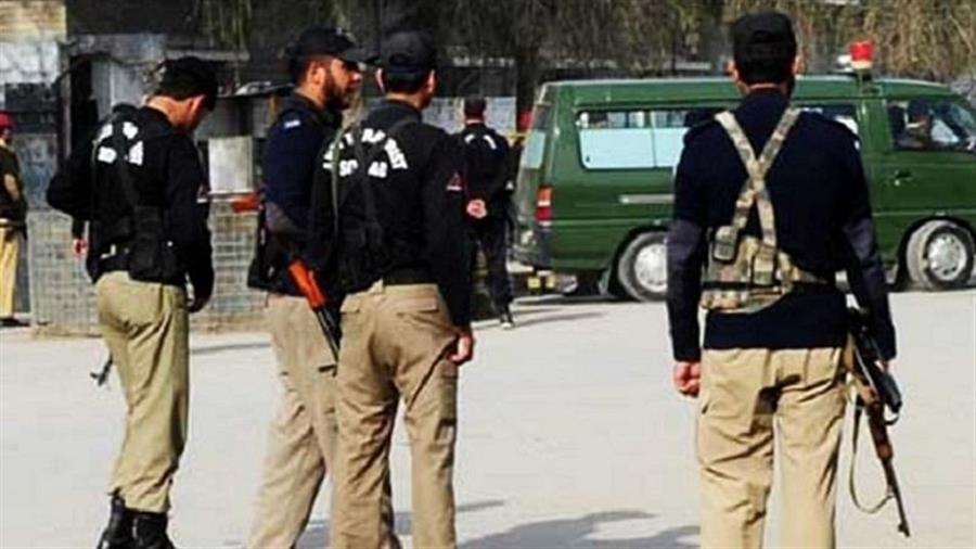 लाहौर से आईएसआईएस के तीन आतंकवादी गिरफ्तार, हथियार और गोला-बारूद बरामद