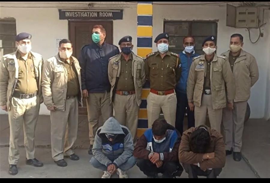 बिलासपुर पुलिस ने पकड़ी सोलन से मंडी ले जाई जा रही 534 पेटी अवैध शराब