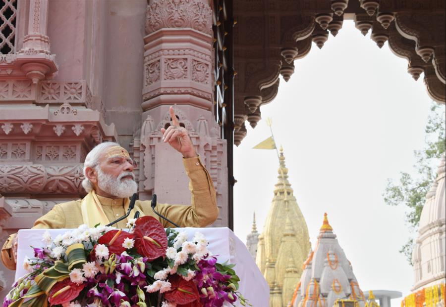 भारत में जब औरंगजेब आता है, तो शिवाजी भी उठ खड़े होते हैं: मोदी