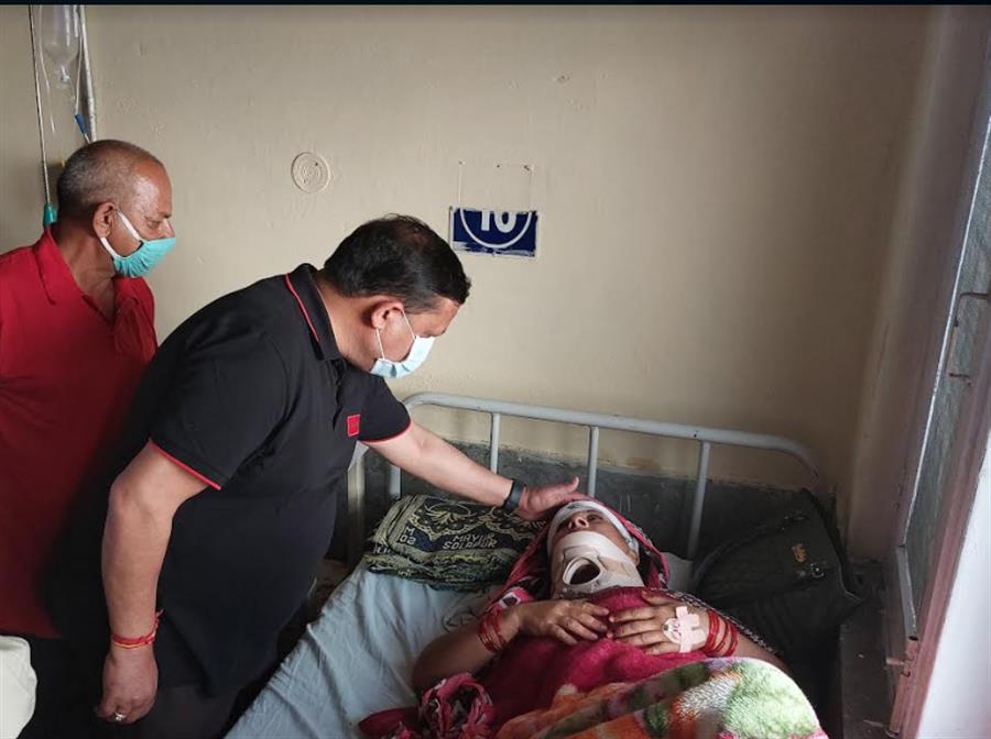 कृषि मंत्री ने ऊना के हादसों में उपचाराधीन घायलों को कुशलक्षेम जाना