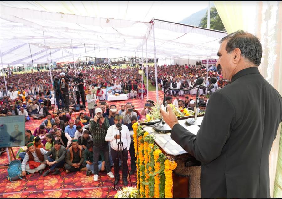 कुल्लू से आपदा प्रभावितों के पुनर्वास की शुरूआत, राहत राशि वितरित