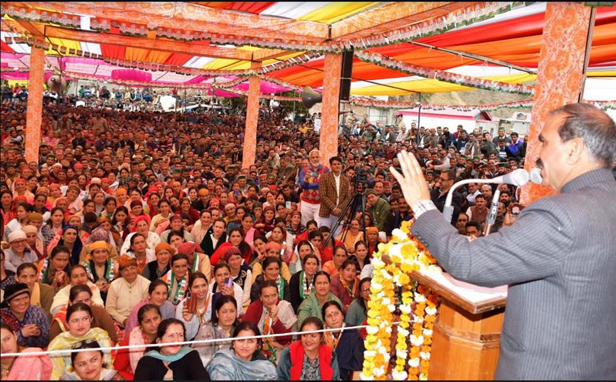 सीएम बोले नई खनिज नीति से लगेगा अवैध खनन पर अंकुश, शिलाई में 110 करोड़ के लोकार्पण/शिलान्यास