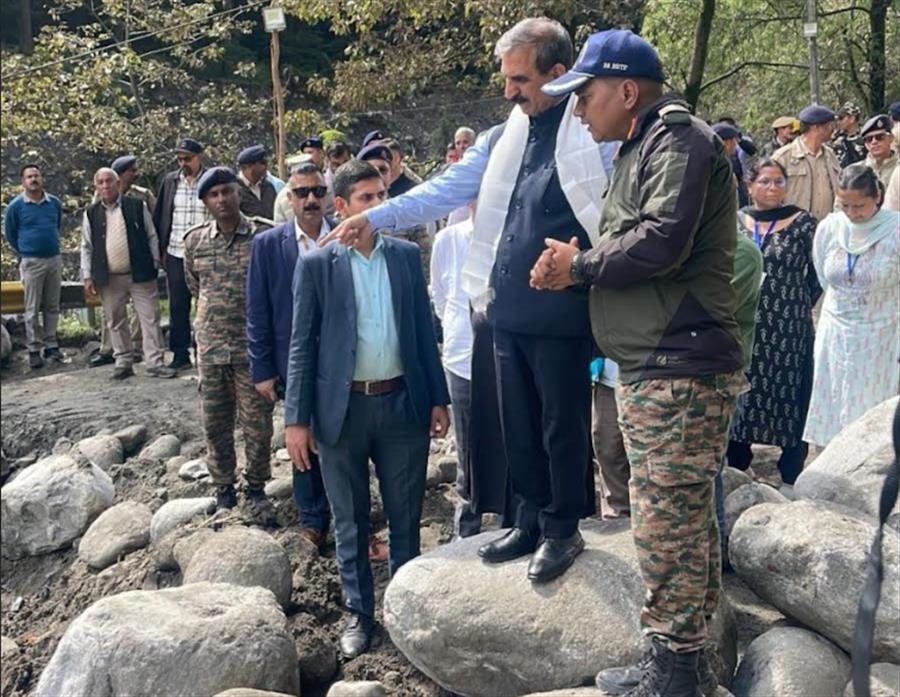 वन भूमि और विशेष राहत पैकेज के लिए केंद्र पर दबाव बनाएं भाजपा सांसद:सीएम