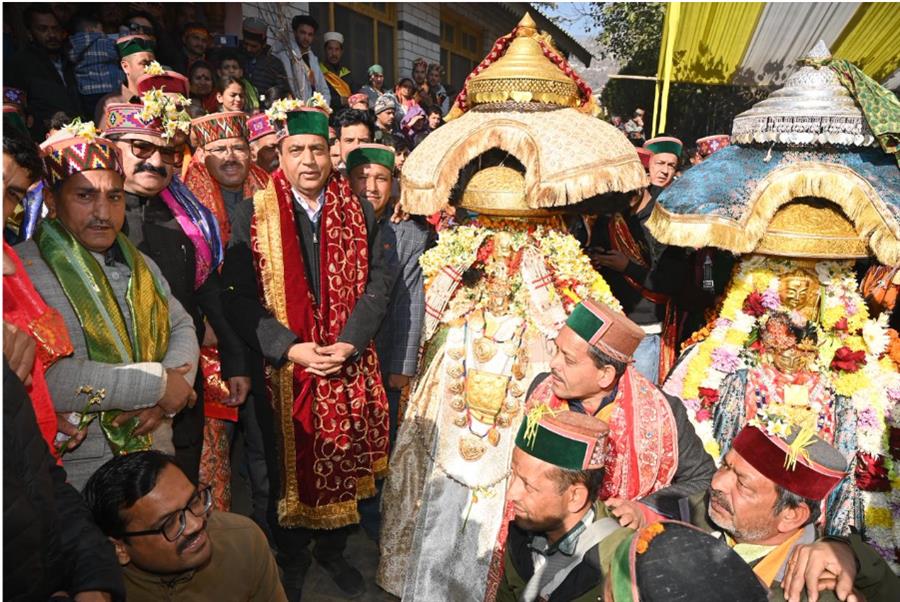 माँ वल्ले दुर्गा और महर्षि मार्कण्डेय के नवनिर्मित रथों की प्राण-प्रतिष्ठा