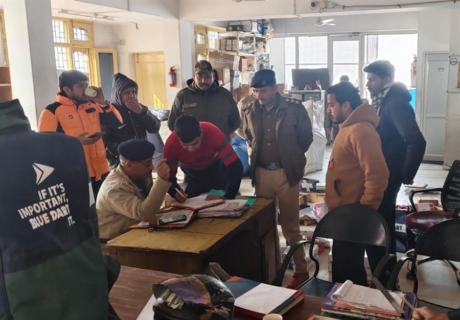 चिट्टा-मुक्त हिमाचल अभियान के तहत 433 कूरियर केंद्रों में पुलिस की दबिश