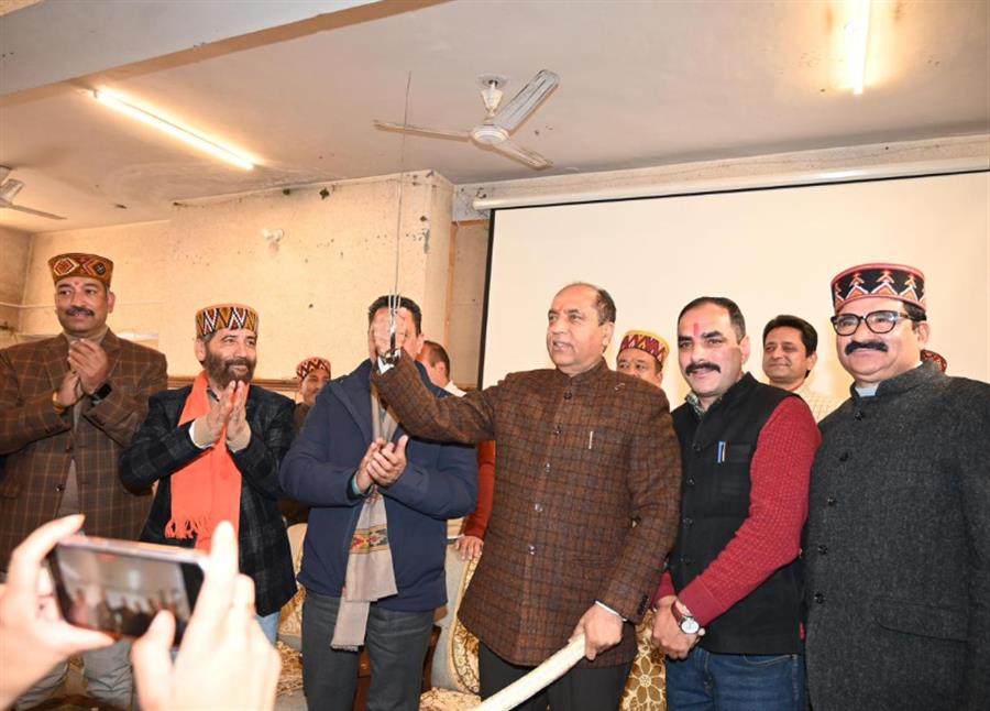 झूठी गारंटियों वाली सरकार में विकास ठप, मंत्री भिड़े: जयराम ठाकुर