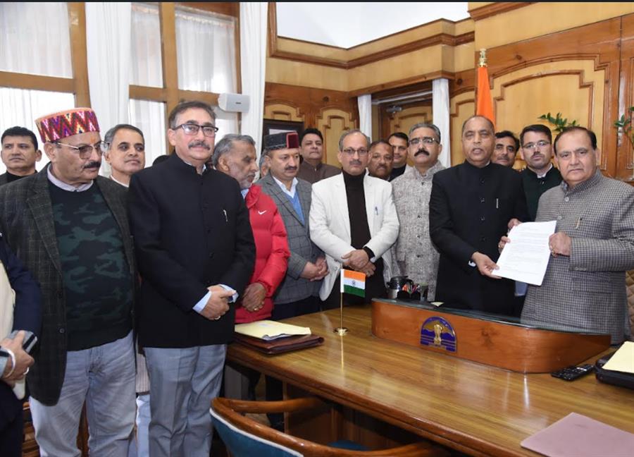 भाजपा विधायकों का सीएम के खिलाफ विशेषाधिकार हनन नोटिस, झूठ बोलने का आरोप