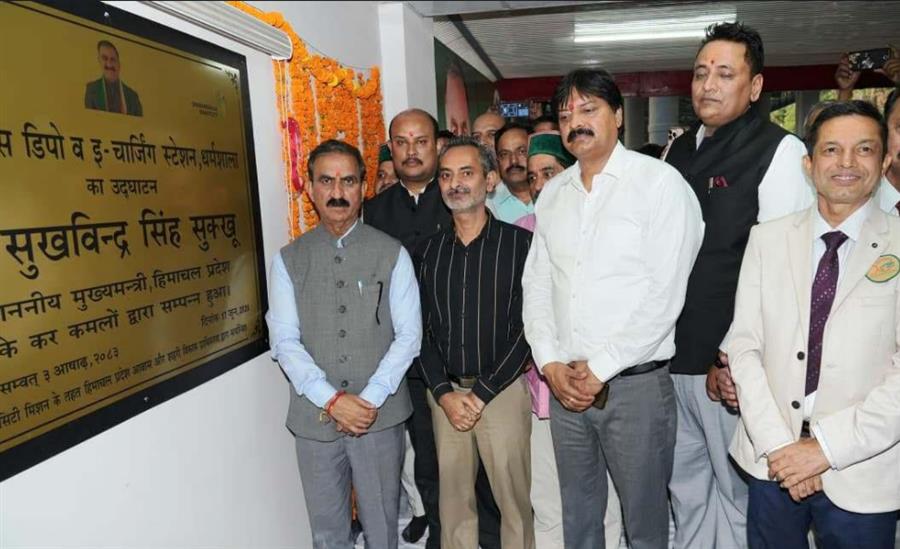 मुख्यमंत्री ने पुनर्विकसित फव्वारा चौक एवं ई-बस चार्जिंग डिपो का किया लोकार्पण