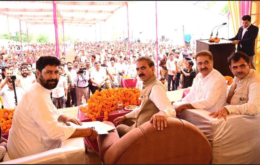 मुख्यमंत्री ने जोहड़जी-मल्ला सड़क के लिए 20 करोड़ रुपये की घोषणा
