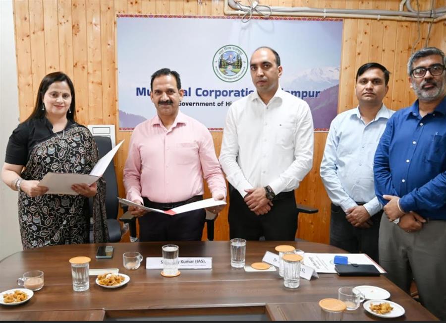 राधा सूद सर्वसम्मति से बनीं नगर निगम पालमपुर की महापौर, नीलम उपमहापौर