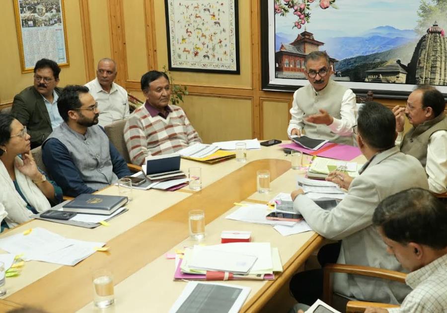 विदेशों में रोजगार के लिए विदेशी भाषा के पाठ्यक्रम की संभावनाएं तलाशे विभाग: सीएम