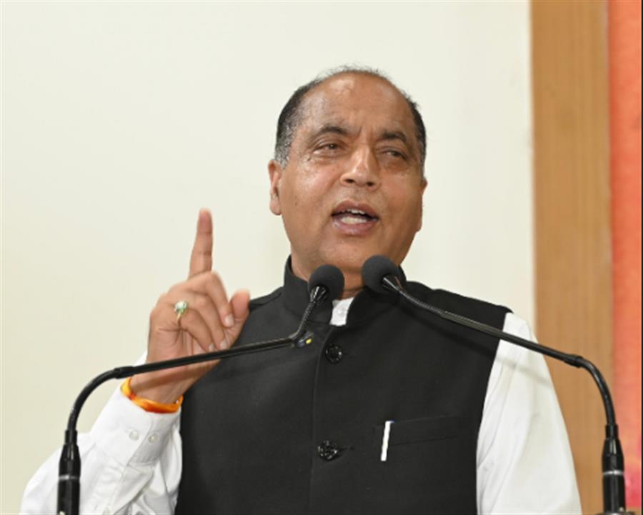 हिमाचल की अर्थव्यवस्था वेंटिलेटर पर, सीएम दिखा रहे समृद्ध हिमाचल के सपने: जयराम ठाकुर